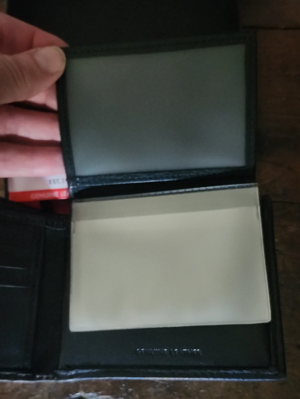NIB Men's Guess Black Genuine Leather Bifold Wallet RFID Protection